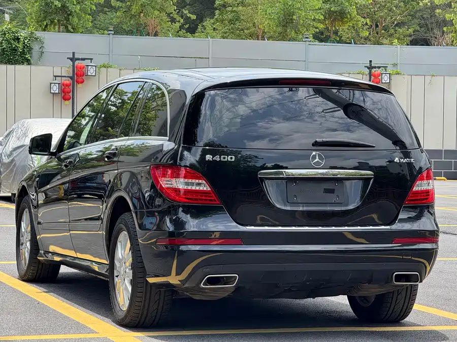 Mercedes Benz R-rated