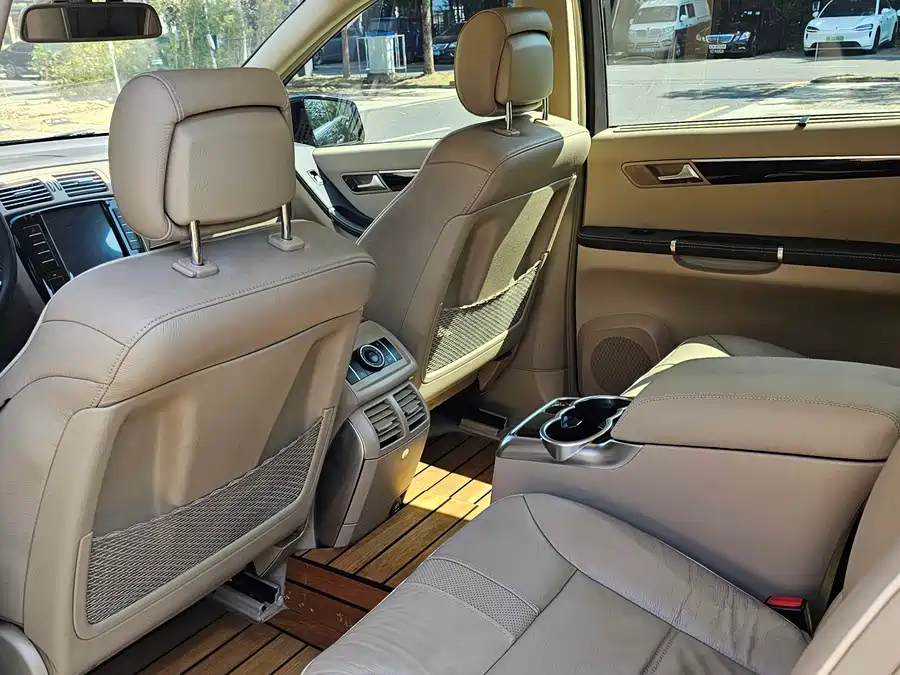Mercedes Benz R-rated