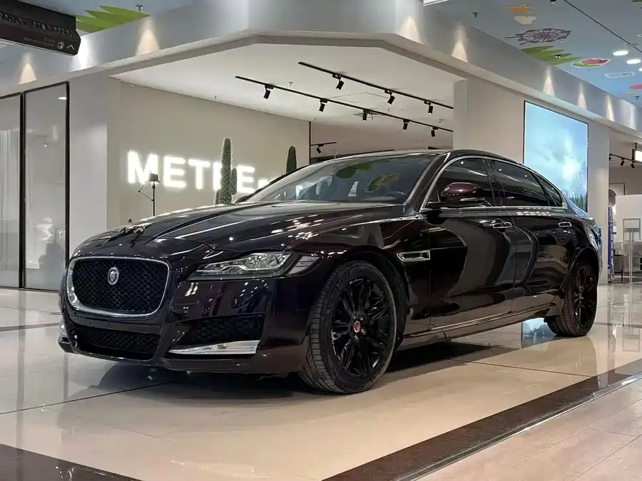 Jaguar XFL
