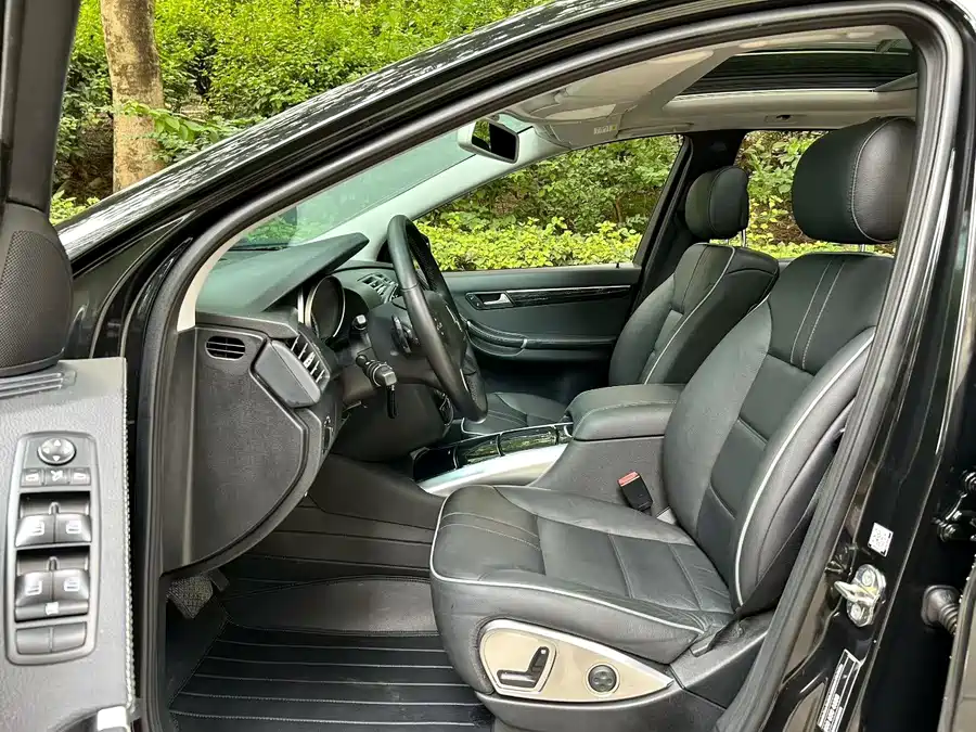 Mercedes Benz R-rated
