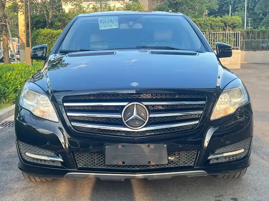 Mercedes Benz R-rated