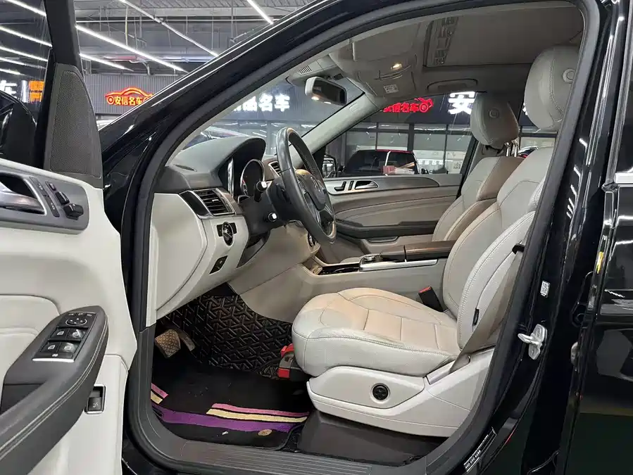 Mercedes Benz M-Class