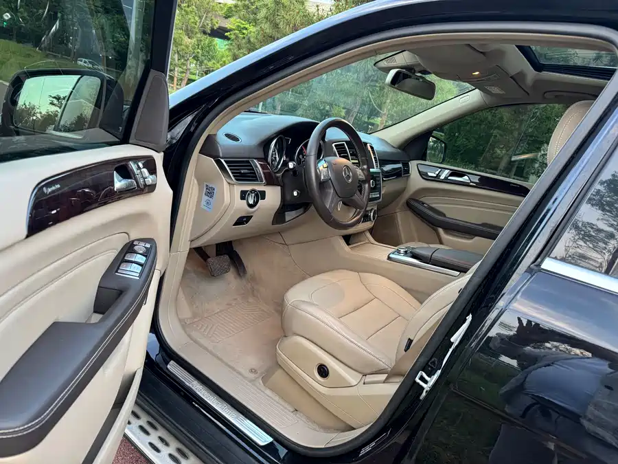Mercedes Benz M-Class