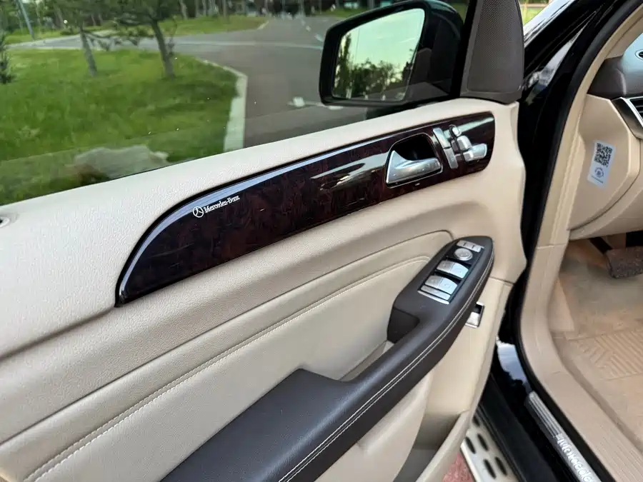 Mercedes Benz M-Class