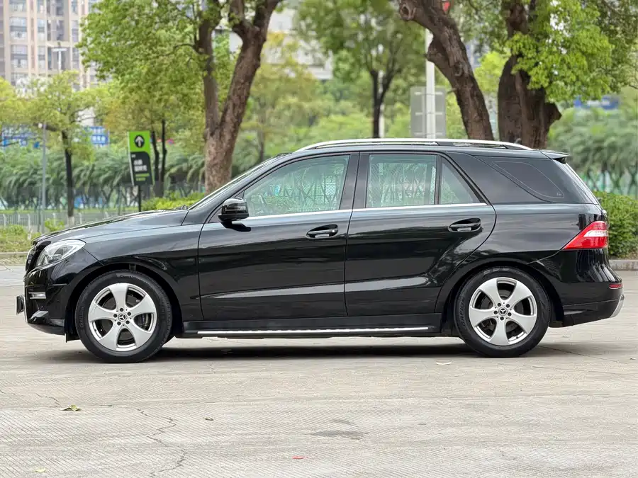 Mercedes Benz M-Class