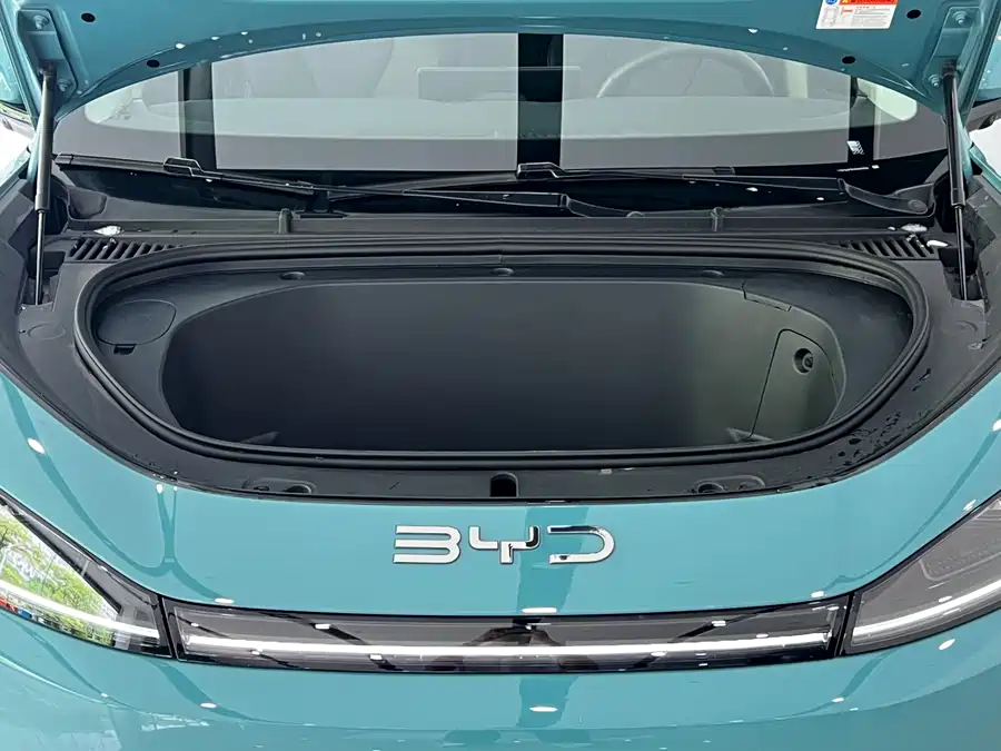 BYD Sea Lion 05 EV