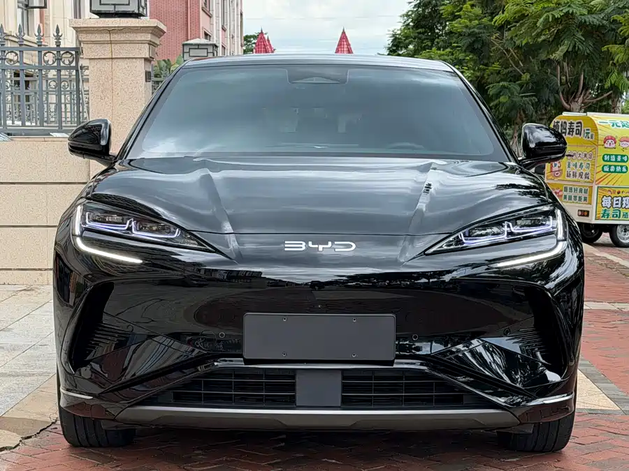 BYD Sea Lion 07 EV