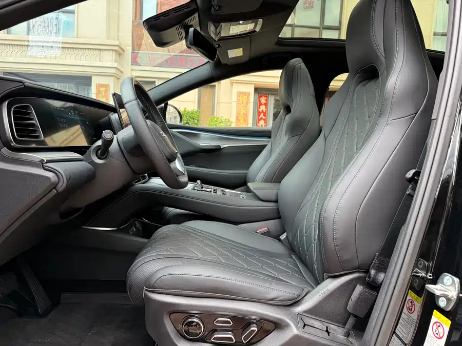 BYD Sea Lion 07 EV