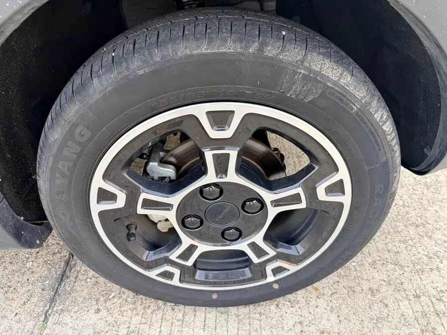 Geely Panda