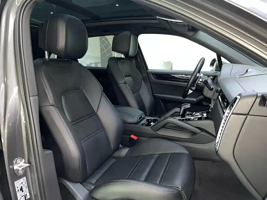 Porsche Cayenne New Energy