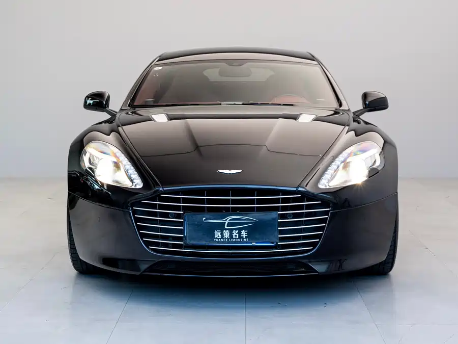 Aston Martin Rapide