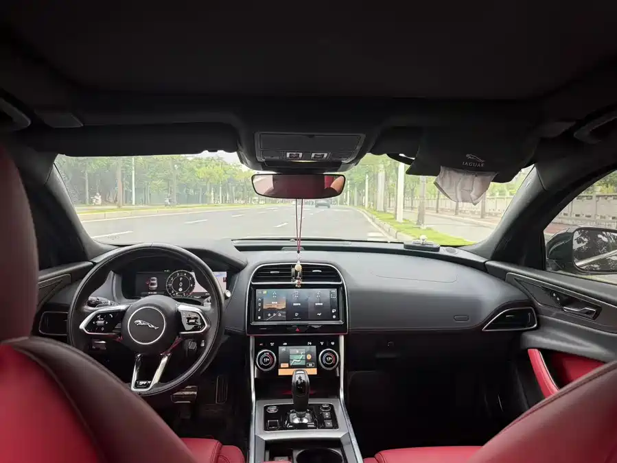 Jaguar XEL