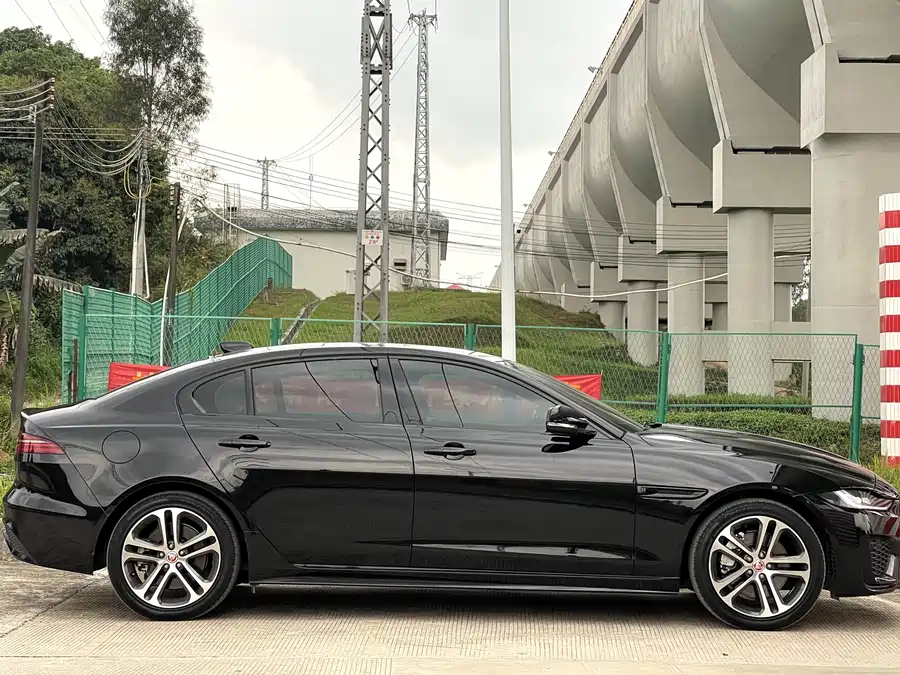 Jaguar XEL