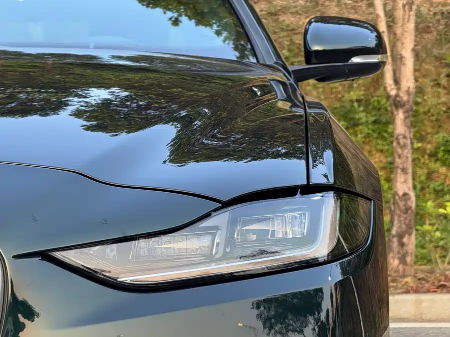 Jaguar XEL