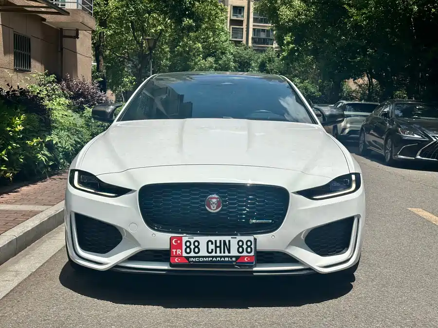 Jaguar XEL