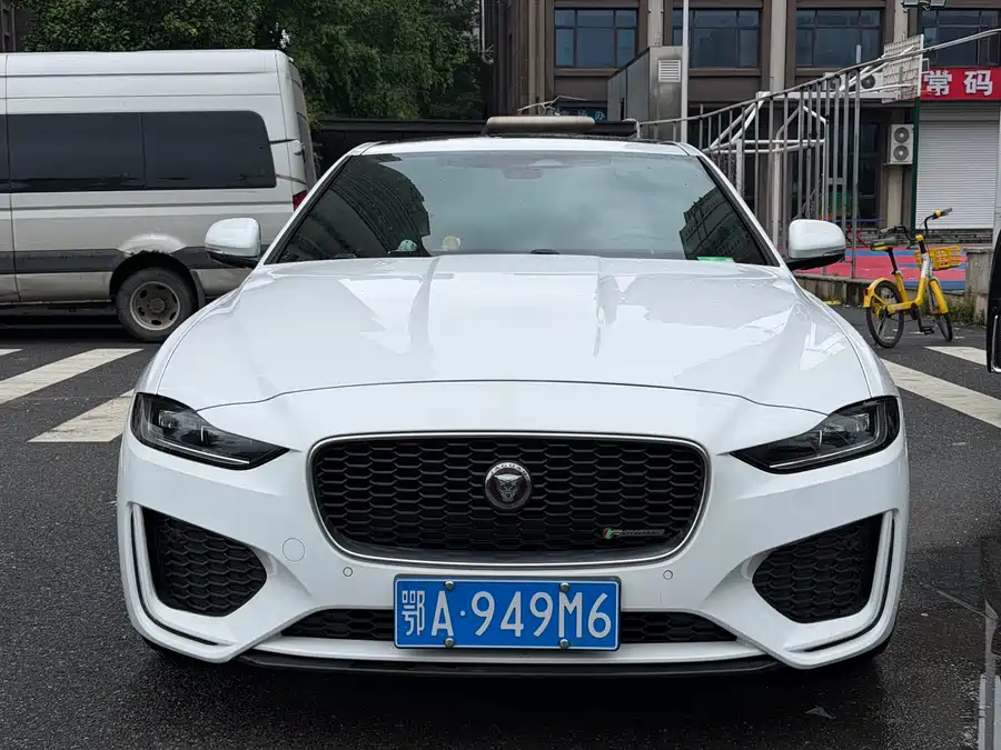 Jaguar XEL