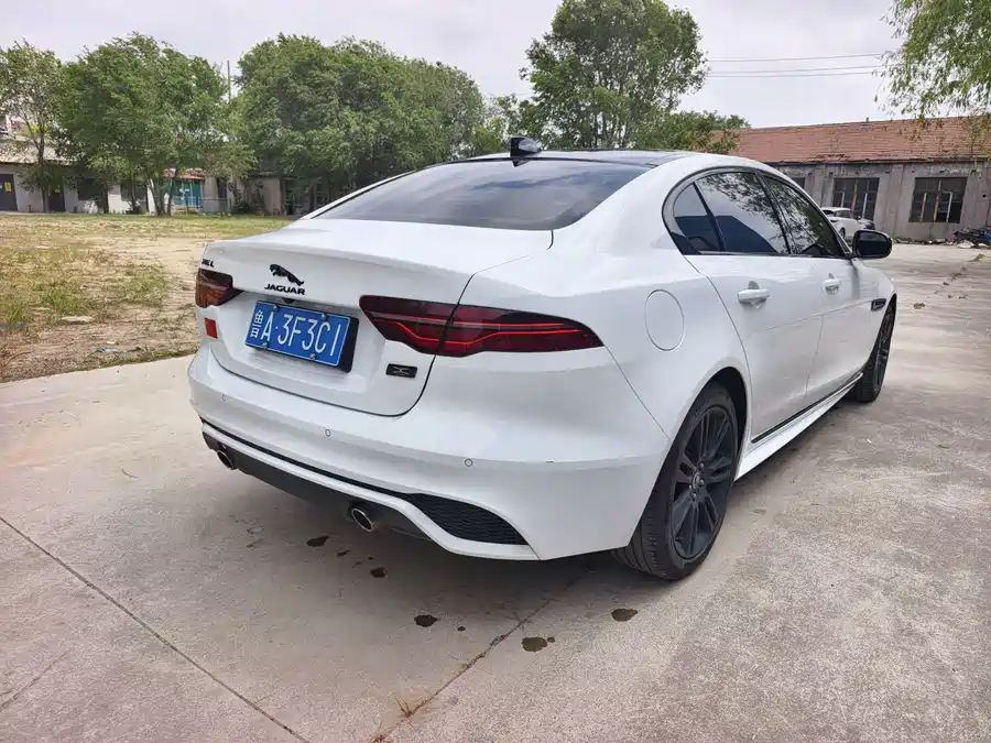Jaguar XEL