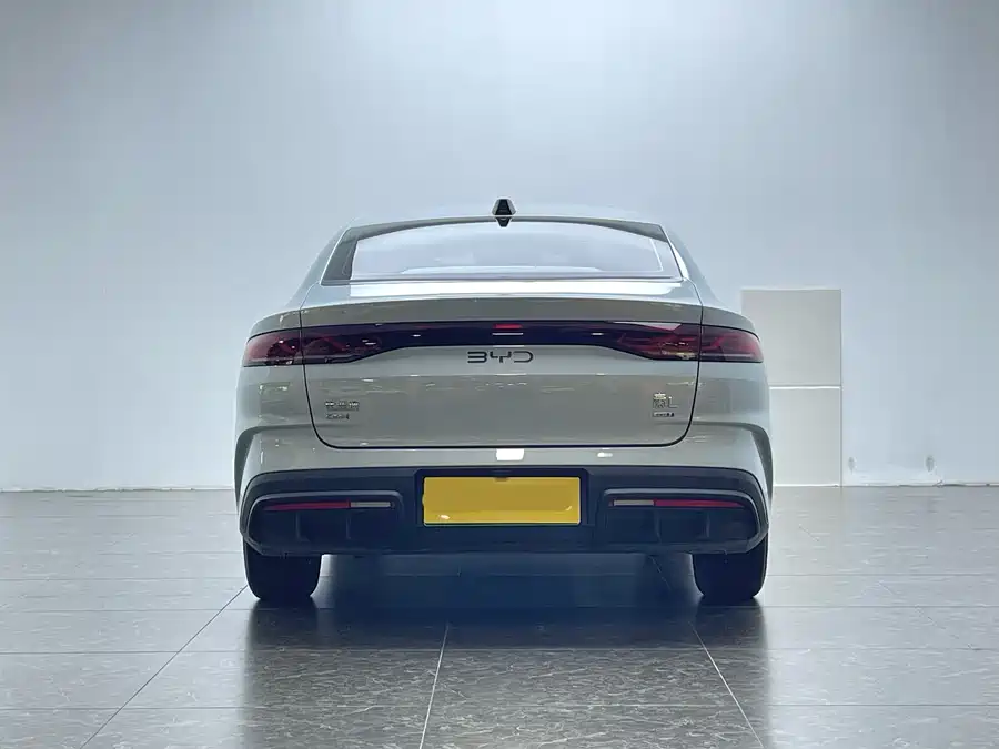 BYD Qin L