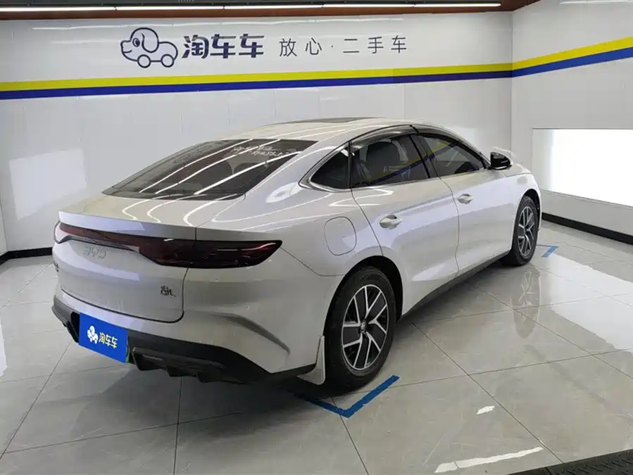 BYD Qin L