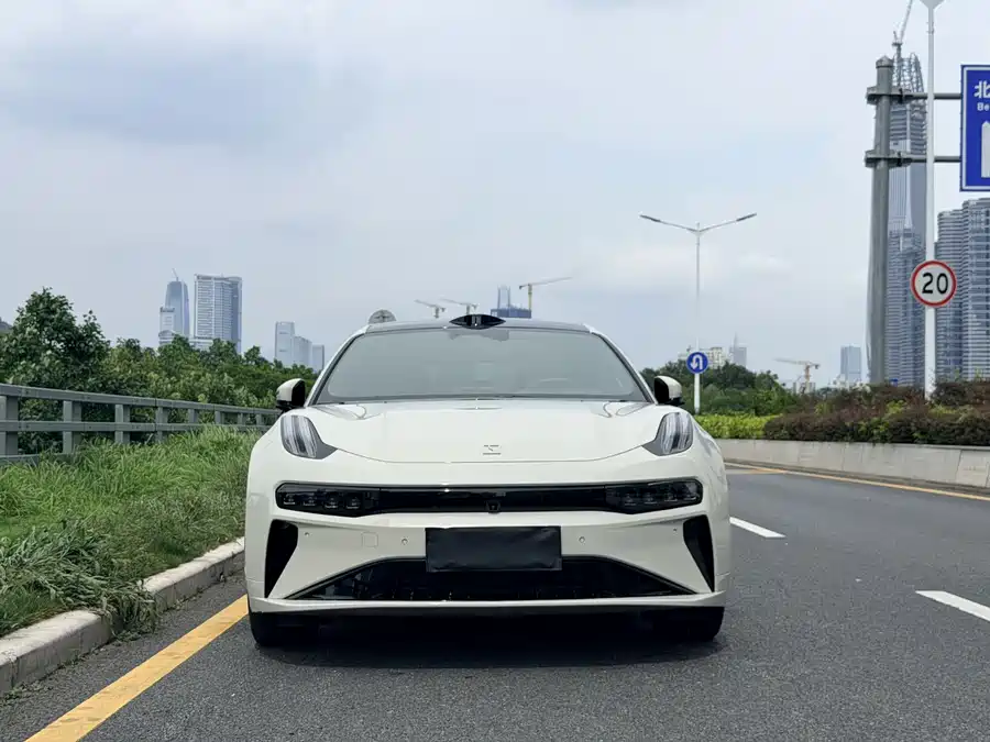 Zeekr 001