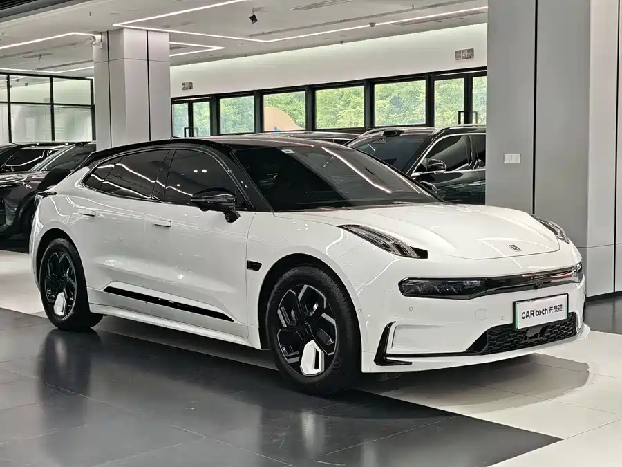 Zeekr 001