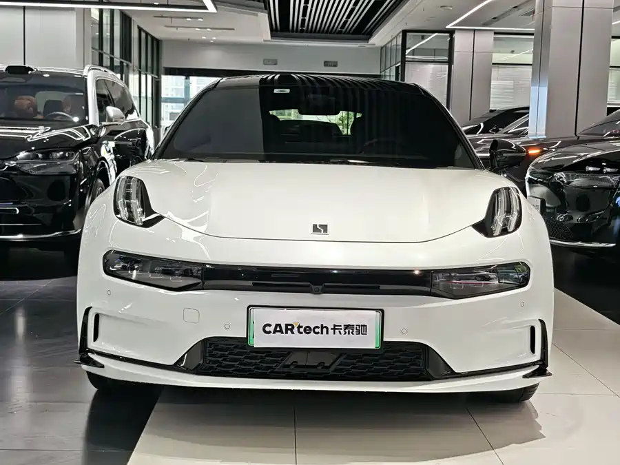 Zeekr 001