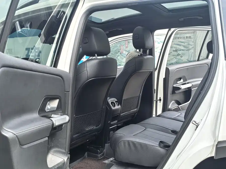 Mercedes Benz GLB