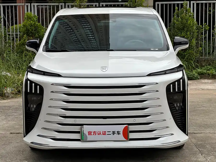 Dongfeng Xinghai V9