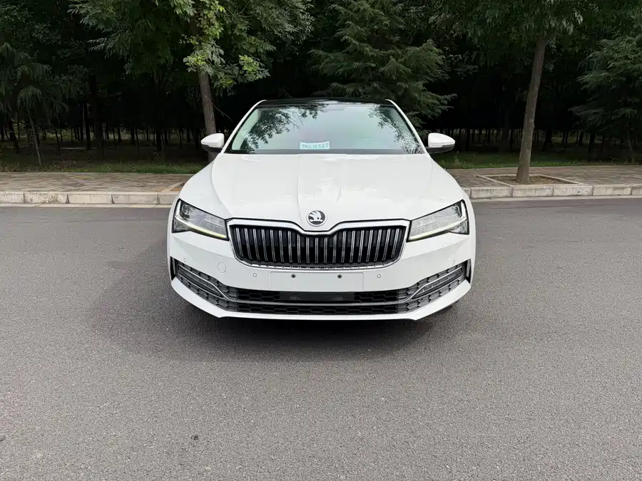 Skoda SuperB
