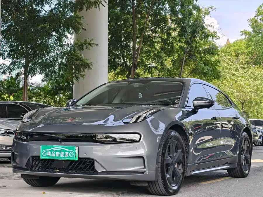 Zeekr 001