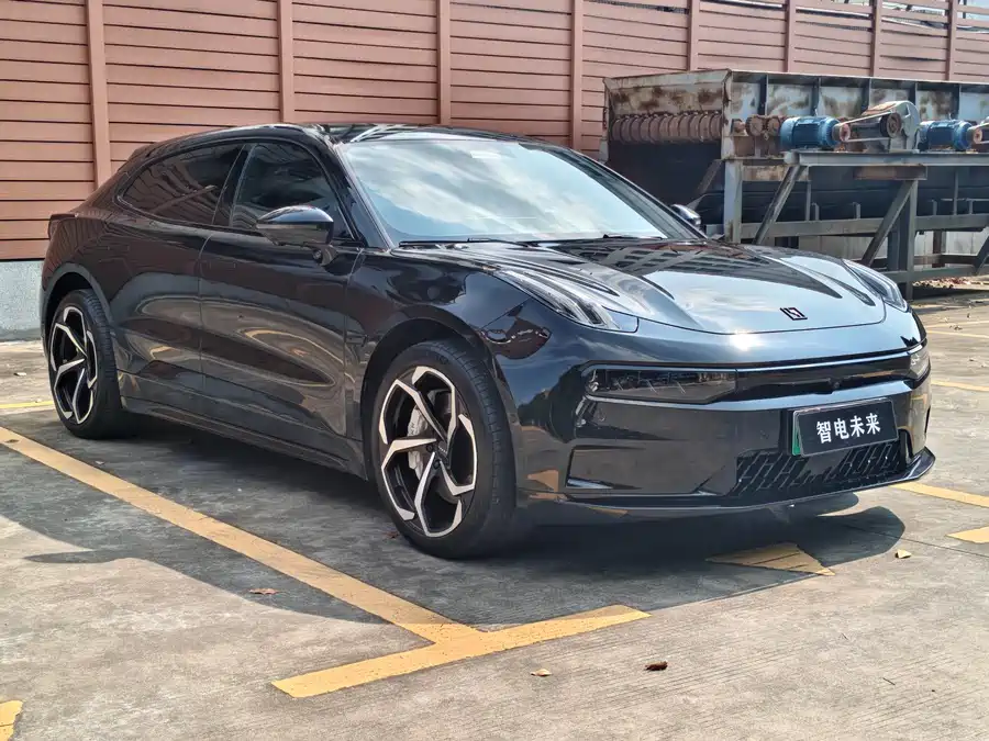 Zeekr 001