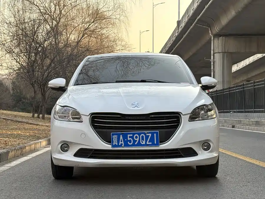 Peugeot 301