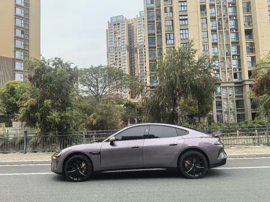 Xiaomi SU7