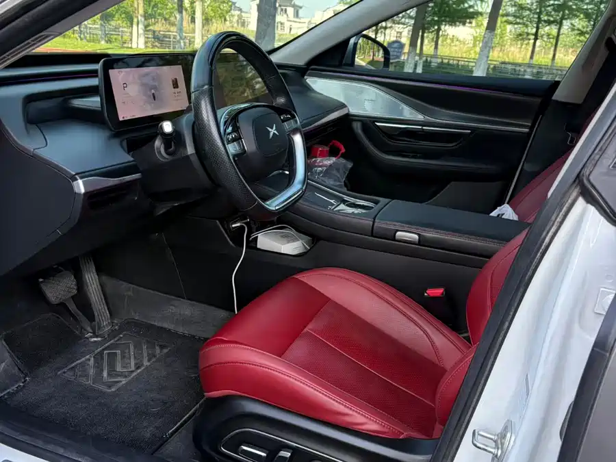 Xpeng P7