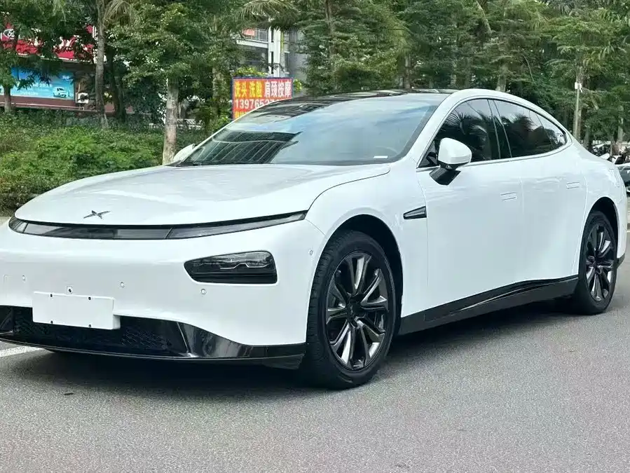 Xpeng P7
