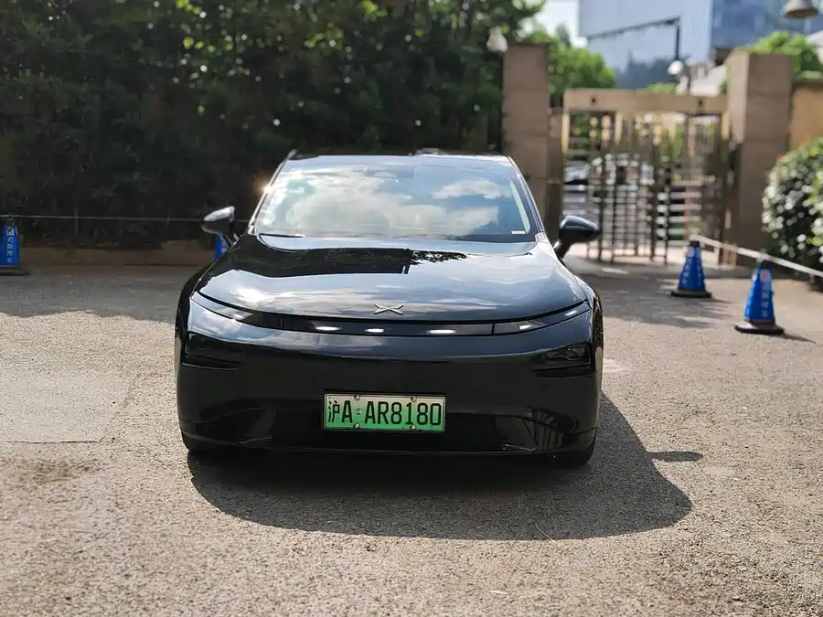 Xpeng P7