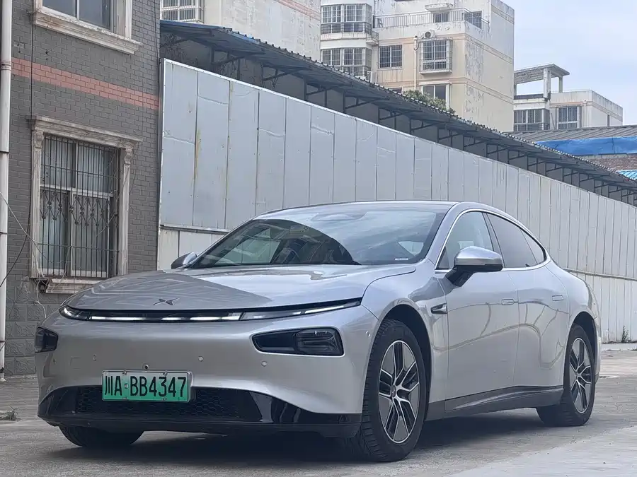 Xpeng P7
