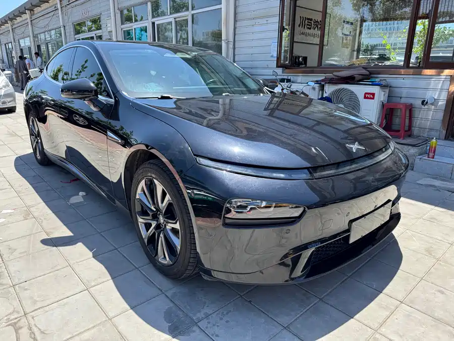 Xpeng P7