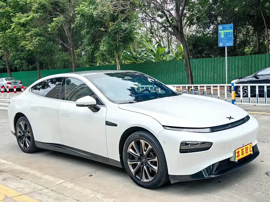 Xpeng P7