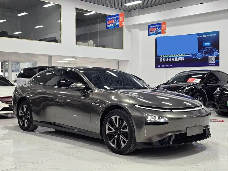 Xpeng P7