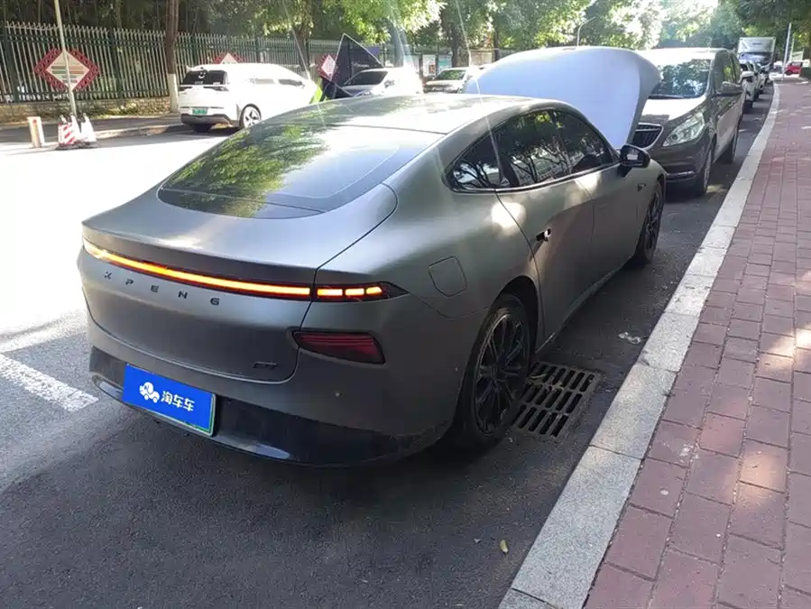 Xpeng P7