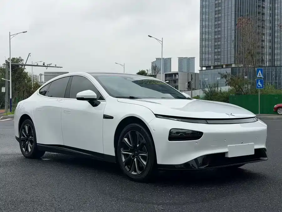 Xpeng P7