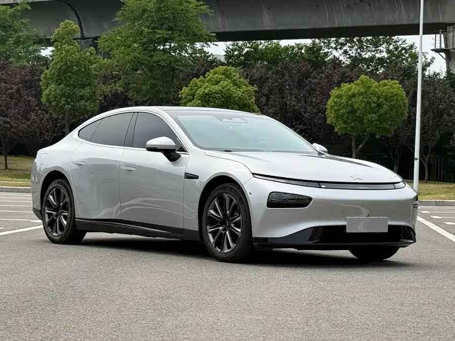 Xpeng P7