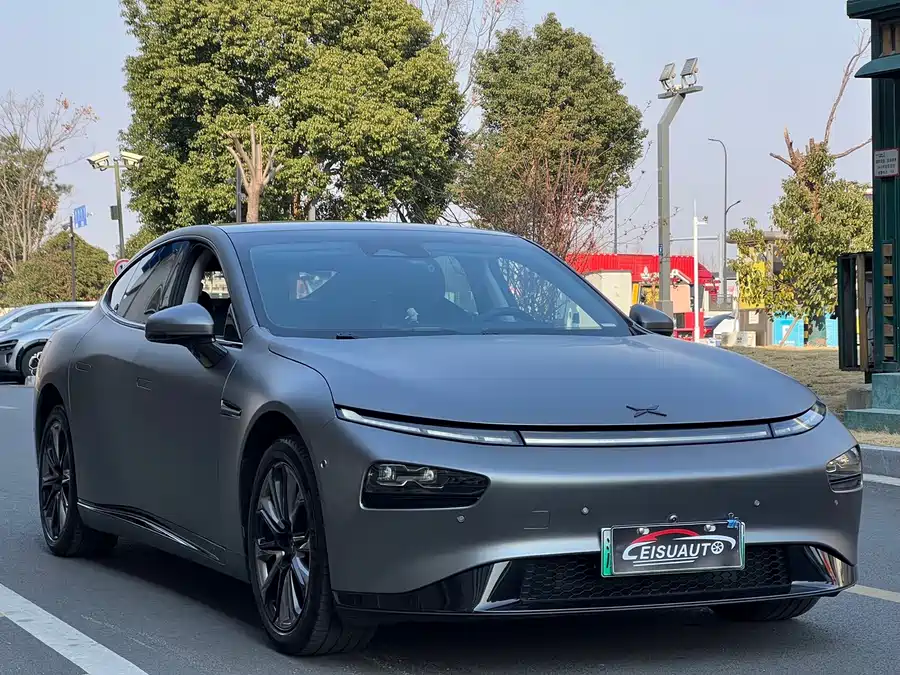 Xpeng P7