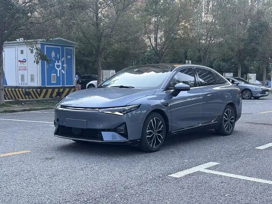 Xpeng P5