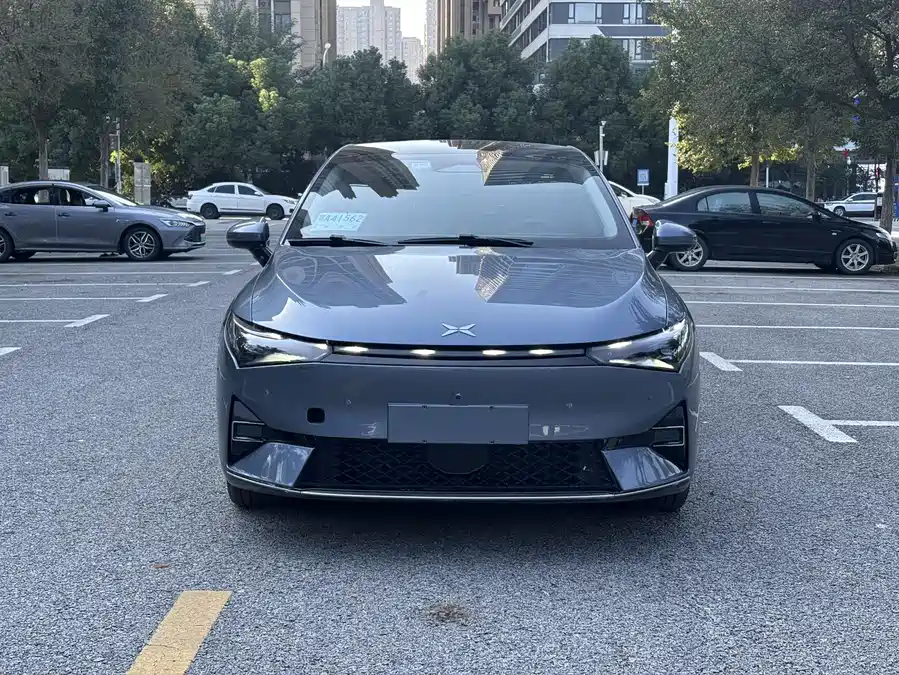 Xpeng P5