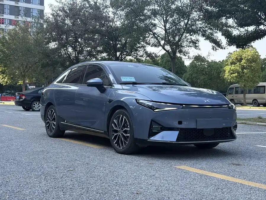 Xpeng P5