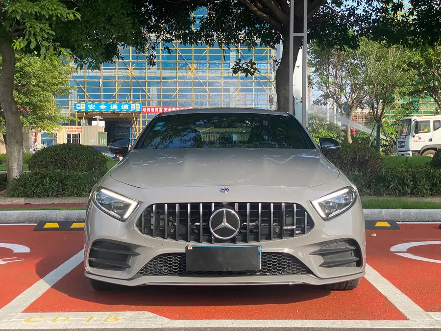 Mercedes Benz CLS