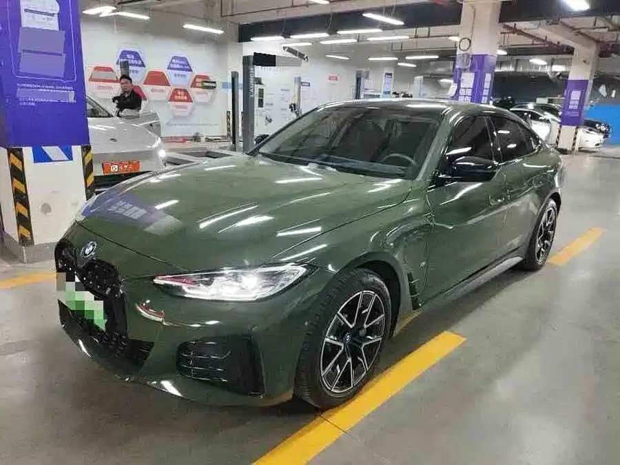 BMW i4