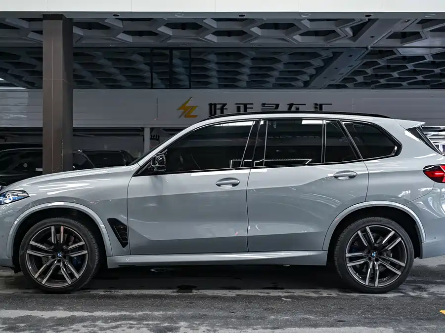 BMW X5M